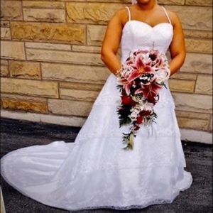 Tiered wedding dress